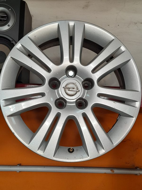 GYÁRI ALUFELNI OPEL 6,5X16 5 X110 ET39 65