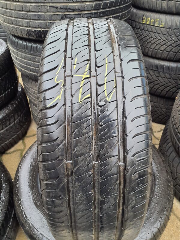 Uniroyal RainMax 3 225/55 R 17 C 109/107 T | nyári   DOT2420 5.5 mm