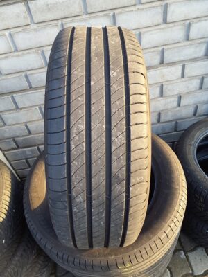 Michelin Primacy 4 215/55 R 17 94 V | nyári   DOT1120 4.5 mm