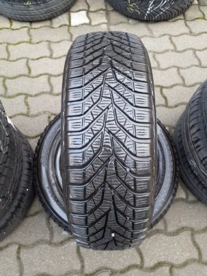 Yokohama V905 185/60 R 15 88 T | téli   DOT1418 5.5 mm