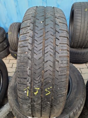 Michelin Agilis 215/60 R 17 C 104/102 H | nyári   DOT2816 6.5 mm