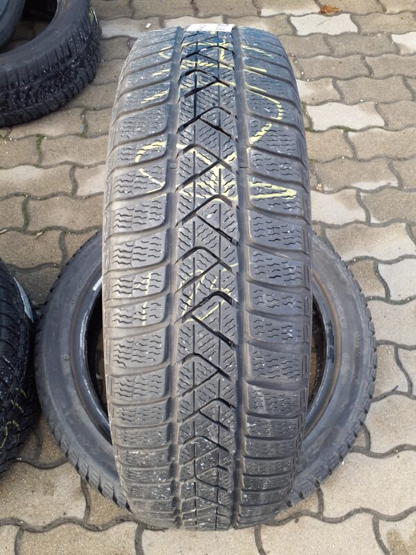 Pirelli SottoZero 3 195/55 R 20 95 H | téli   DOT4217 4.5 mm