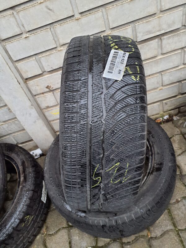 Michelin Pilot Alpin PA4 235/50 R 17 100 V | téli   DOT2817 4.5 mm
