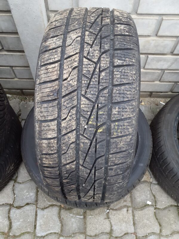 Roadhog Rgas01 235/45 R 17 97 W | négyévszakos   DOT3921 7.5 mm
