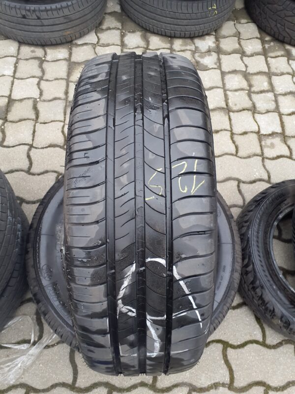 Michelin Energy Saver + 215/60 R 16 95 H | nyári   DOT0218 4 mm