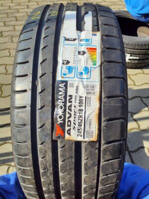 Yokohama ADVAN Sport V105 245/45 R 18 100 Y | nyári   DOT4616