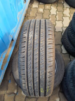 Barum Bravuris 5HM 195/55 R 15 85 V | nyári   DOT4621 7.5 mm