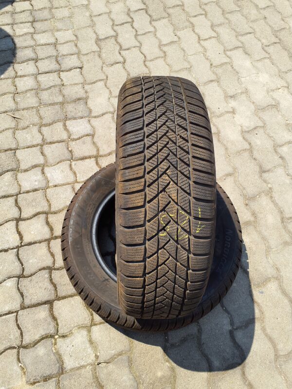 Matador MP93 Nordicca 205/60 R 16 96 H | téli   DOT2622 8 mm