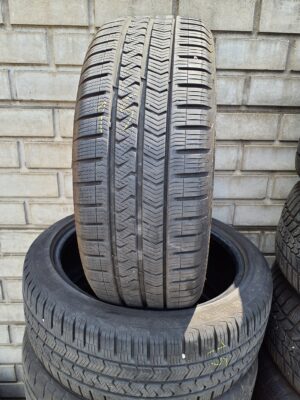 Vredestein Quatrac 5 205/45 R 17 88 V | négyévszakos   DOT3619 6 mm
