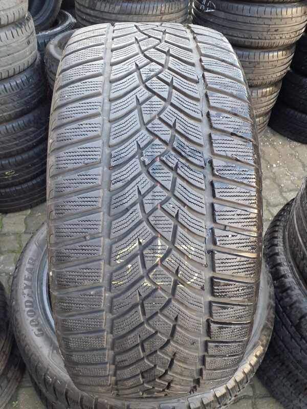 Goodyear Ultragrip Performance + 275/40 R 21 107 V | téli   DOT3619 5.5 mm