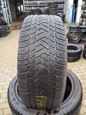 Pirelli Scorpion Winter 265/40 R 21 105 V | téli   DOT4516 5.8 mm