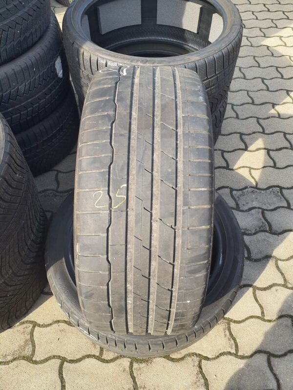Hankook K127 255/40 R 20 101 Y | nyári   DOT3422 4.6 mm