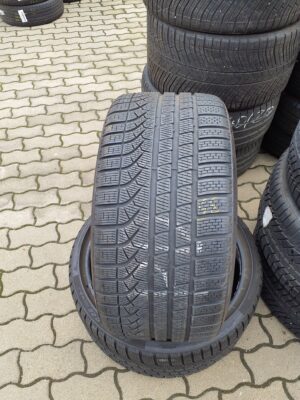 Pirelli P Zero Winter 285/30 R 22 101 W | téli   DOT3221 5.5 mm