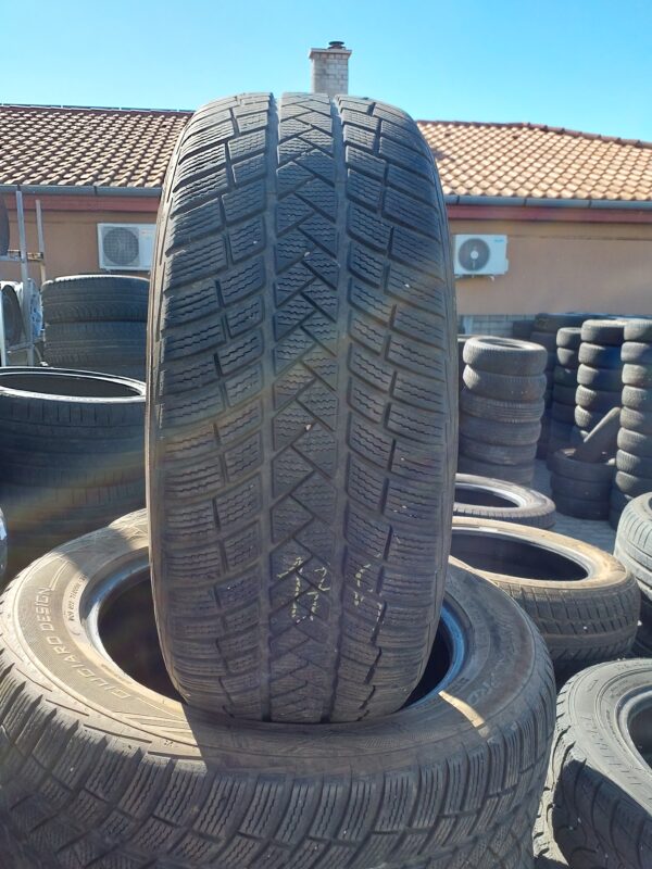 Vredestein Wintrac Pro 235/55 R 17 99 H | téli   DOT3519 5.6 mm