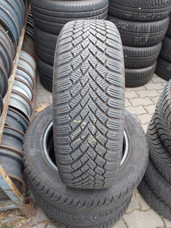 Continental Ts860 195/60 R 16 89 H | téli   DOT4020 6.4 mm
