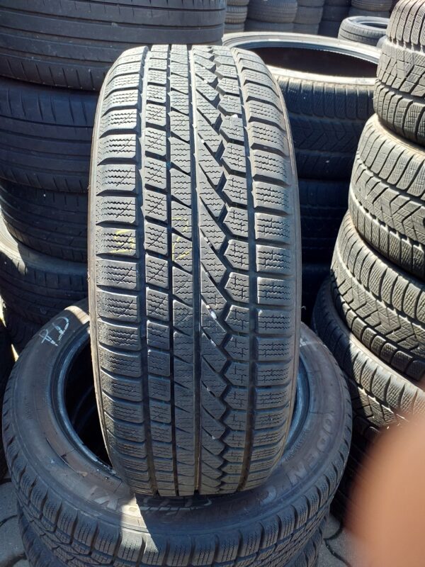 Toyo Open Country W/T 215/55 R 18 99 V | téli   DOT4118 6.5 mm