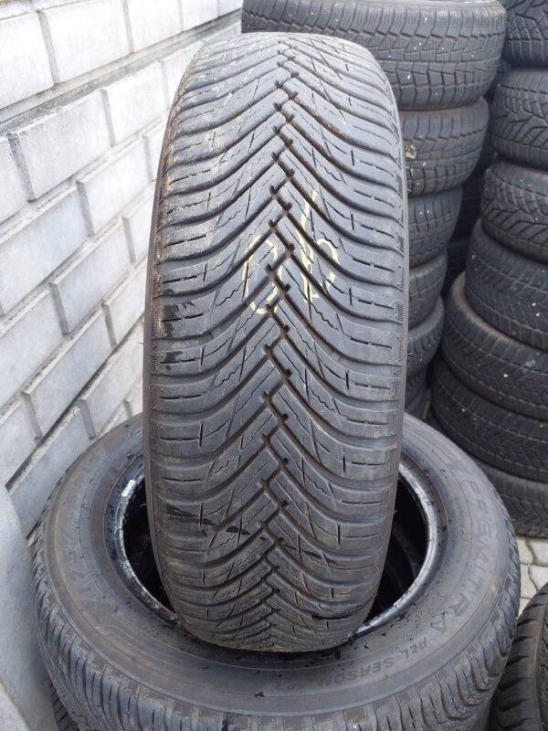 Maxxis Premitra all season Ap3 175/65 R 15 88 H | négyévszakos   DOT2123 5.4 mm