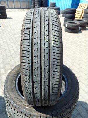 Yokohama BluEarth-Es ES32 175/60 R 15 81 H | nyári   DOT4420 5.8 mm
