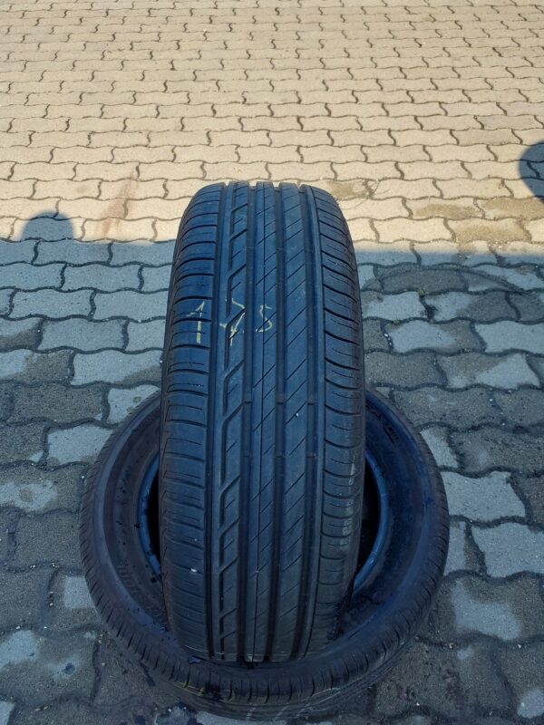 Bridgestone T001 215/60 R 17 96 H | nyári   DOT4617 6.4 mm