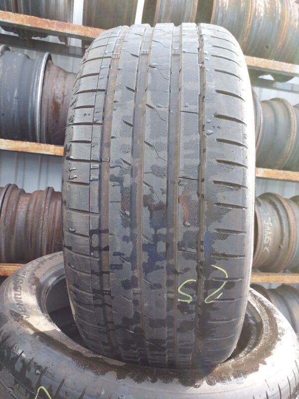 Hankook K127E soundabsorber 255/45 R 19 104 W | nyári   DOT3323 5.9 mm