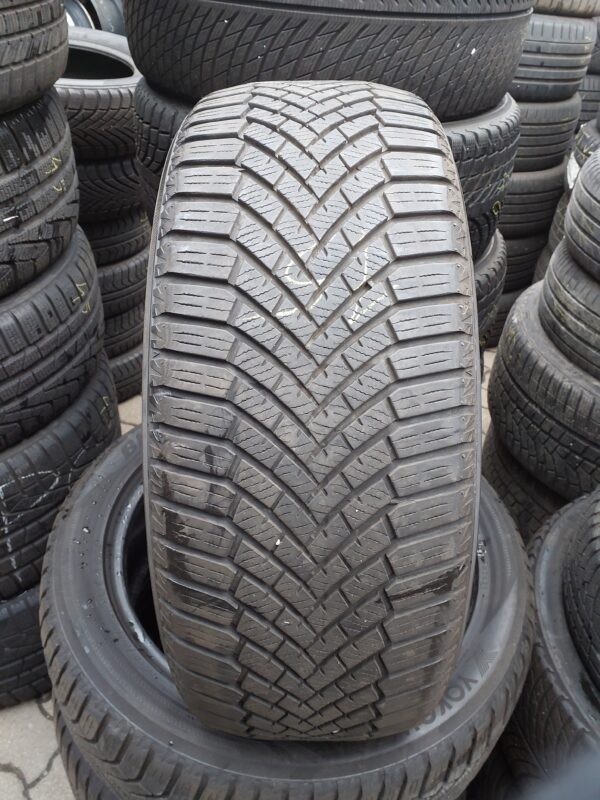 Yokohama Bluearth Winter V906 225/50 R 18 95 V | téli   DOT2621 5.5 mm