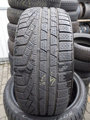 Pirelli W240 s2 NO 245/35 R 20 91 V | téli   DOT3621 5.8 mm