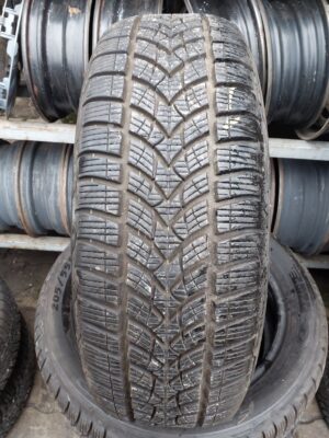 Debica Frigo HP 2 205/55 R 17 95 V | téli   DOT3523 8.3 mm
