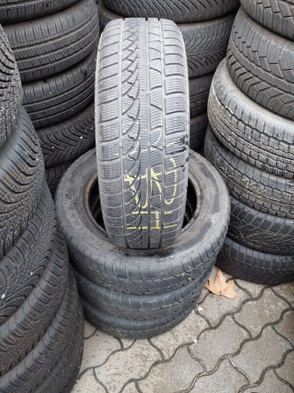 Petlas Snow Master W651 195/60 R 15 88 H | téli   DOT3118 6.5 mm