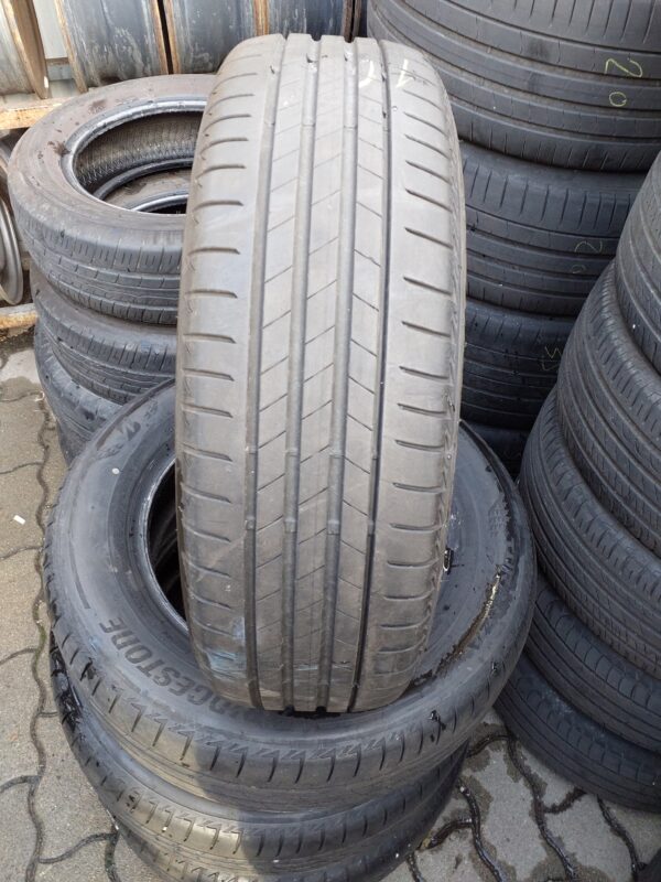 Bridgestone T005 205/65 R 16 95 W | nyári   DOT2721 4.7 mm