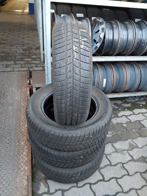 Barum Polaris 5 215/65 R 17 103 H | téli   DOT4319 6.5 mm