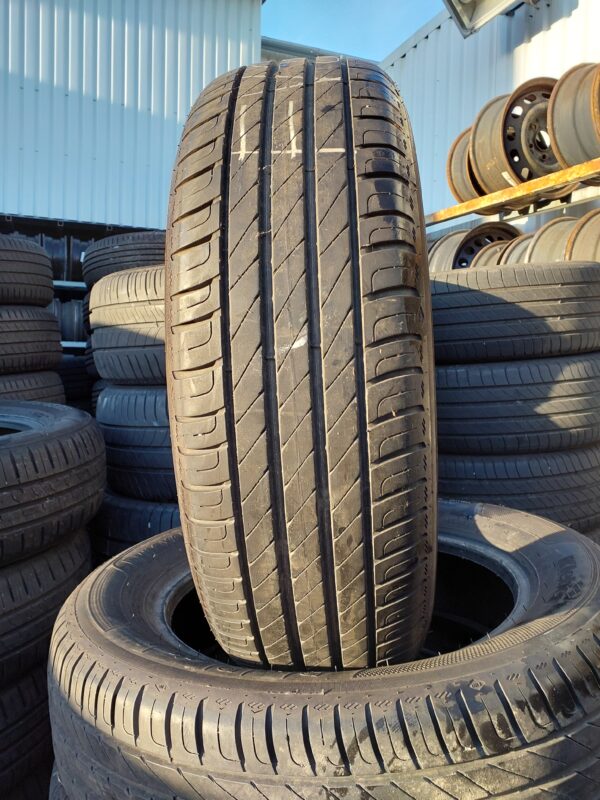 Kleber Dynaxer HP4 185/65 R 15 92 T | nyári   DOT0622 6 mm