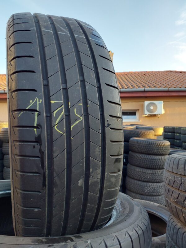 Bridgestone T005 215/55 R 17 94 V | nyári   DOT2121 4.5 mm