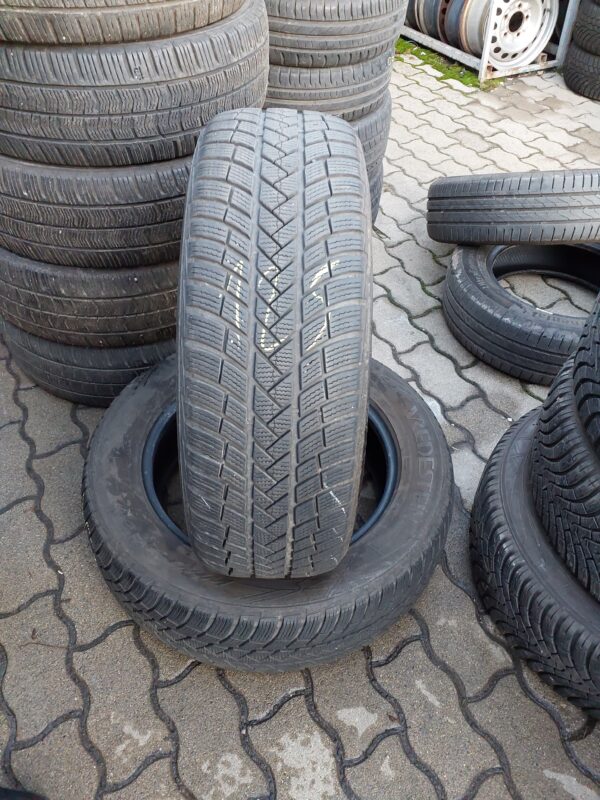 Vredestein Wintrac Pro 225/60 R 18 104 V | téli   DOT3921 6.4 mm