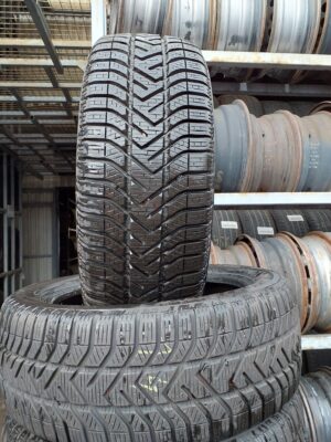 Pirelli SnowControl 3 195/50 R 16 88 H | téli   DOT2518 7.3 mm