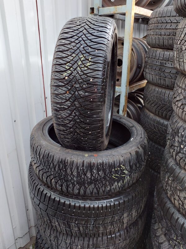 Westlake All season elite Z401 205/45 R 17 88 V | négyévszakos   DOT3320 6.3 mm