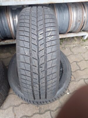 Barum Polaris 5 215/60 R 17 100 V | téli   DOT4722 8.2 mm