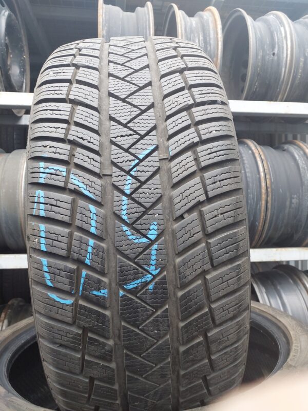 Vredestein Wintrac Pro 225/40 R 19 93 Y | téli   DOT4323