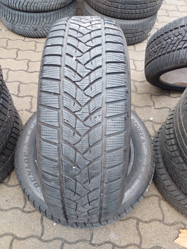Dunlop Winter Sport 5 SUV 225/60 R 18 104 V | téli   DOT3422 7.3 mm