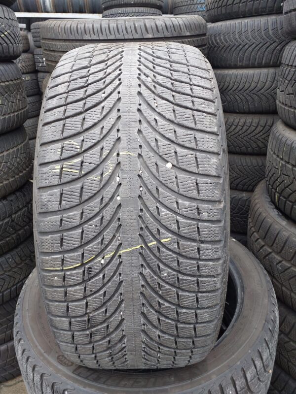 Michelin Latitude Alpin LA2 275/40 R 20 106 V | téli   DOT3020 5.7 mm