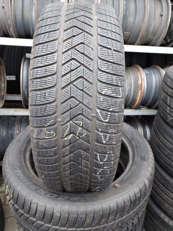 Pirelli Scorpion Winter 255/50 R 20 109 V | téli   DOT2219 6.4 mm