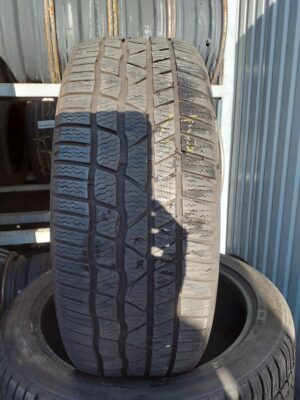 Continental ContiWinterContact TS 830 P 235/45 R 19 99 V | téli   DOT2519 6.4 mm