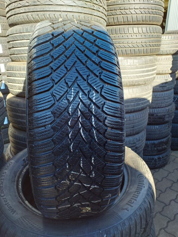 Continental TS 860 215/55 R 16 93 H | téli   DOT4718 6.4 mm