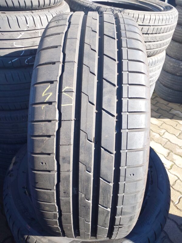 Hankook K127 245/50 R 19 105 Y | nyári   DOT4223 7.1 mm