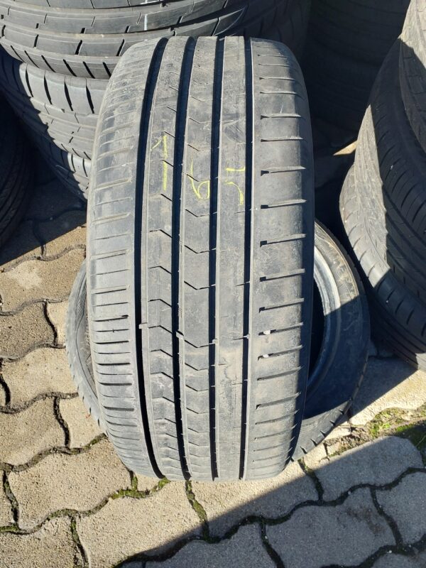 Vredestein Ultrac Satin 215/45 R 17 91 Y | nyári   DOT1318 4.7 mm