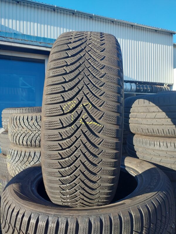 Hankook W452 195/60 R 15 88 T | téli   DOT2018 5.6 mm
