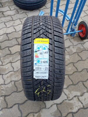 Dunlop Winter sport 5 245/40 R 19 98 V | téli   DOT0518