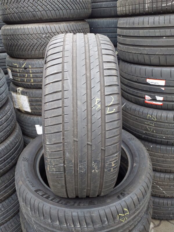 Michelin Pilot Sport 4 SUV 245/50 R 19 105 W | nyári   DOT2222 5.6 mm