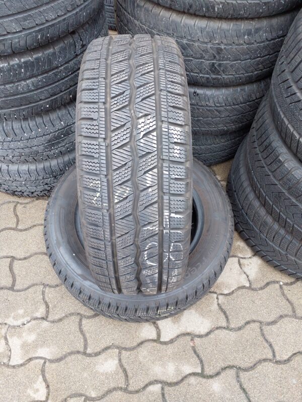 Hankook RW12 215/60 R 16 C 103/101 T | téli   DOT3321 8.1 mm