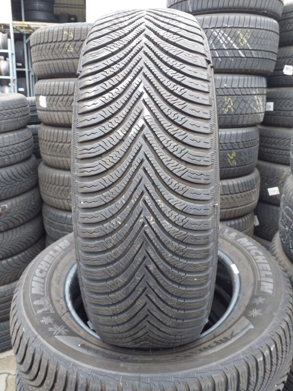 Michelin Alpin 5 215/65 R 17 103 H | téli   DOT3823 6.0 mm