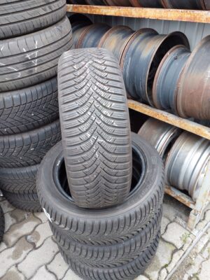 Hankook W452 195/55 R 16 91 H | téli   DOT4620 7.5 mm